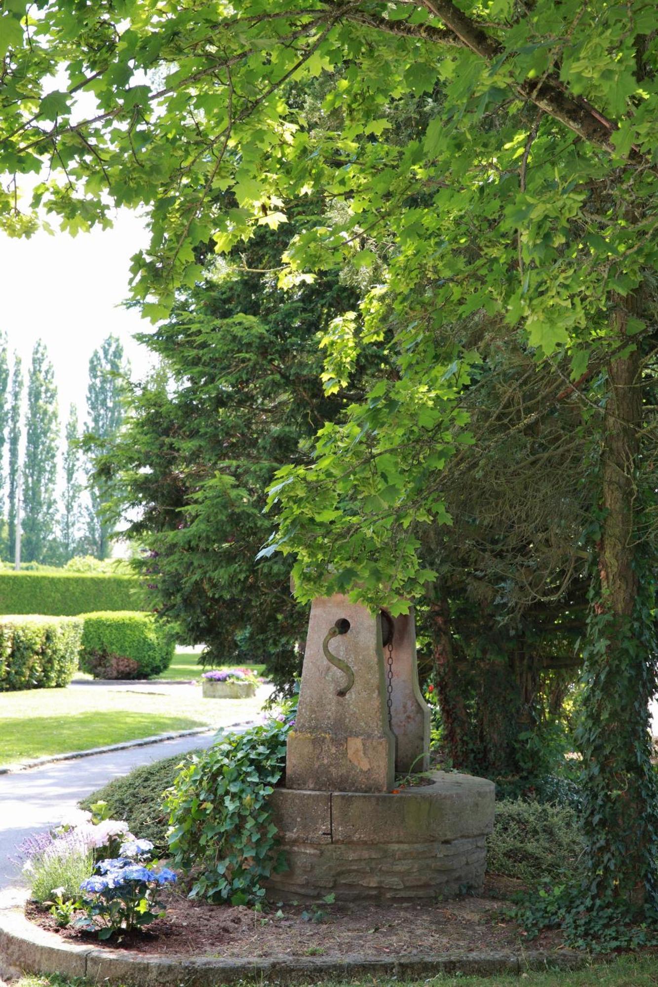 Sure Hotel By Best Western Saint-Quentin Ouest Holnon Exterior photo